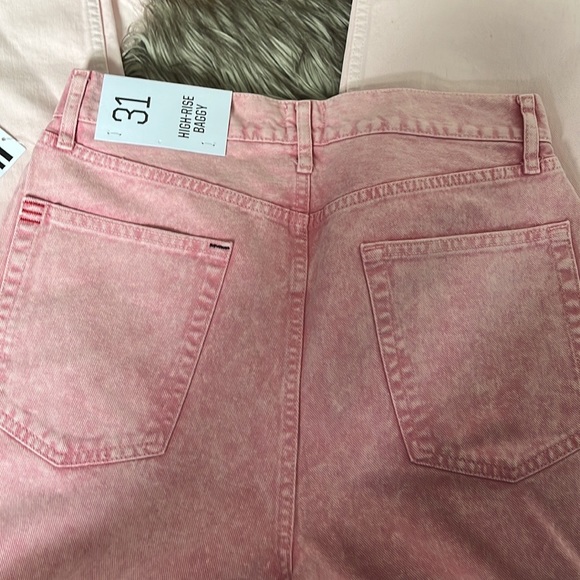 🔥Hot Pick🔥Brand New BDG Recycled High-Waisted Baggy Jean - Picture 8 of 9